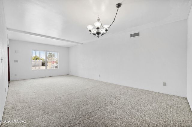 2011 E Bantam Road, Tucson, AZ 85706