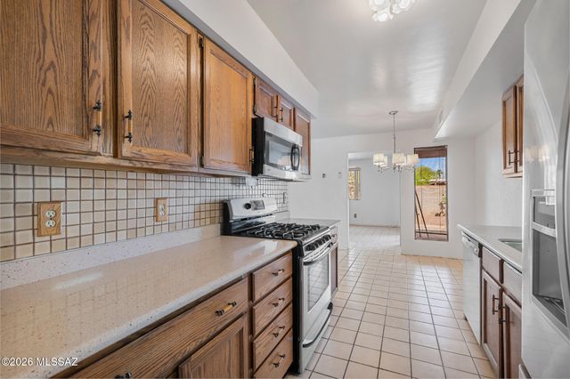 2011 E Bantam Road, Tucson, AZ 85706