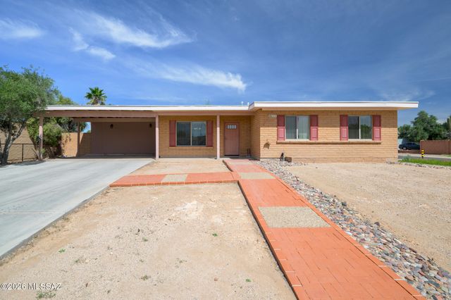 2011 E Bantam Road, Tucson, AZ 85706