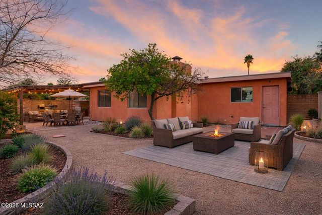 2011 E Bantam Road, Tucson, AZ 85706