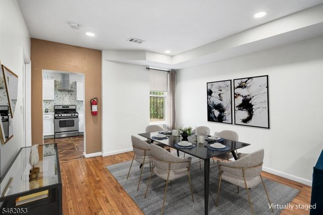 37 Emmet St, Newark City, NJ 07114