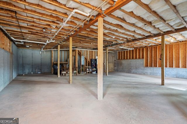 160 Greenview Drive, Newnan, GA 30265