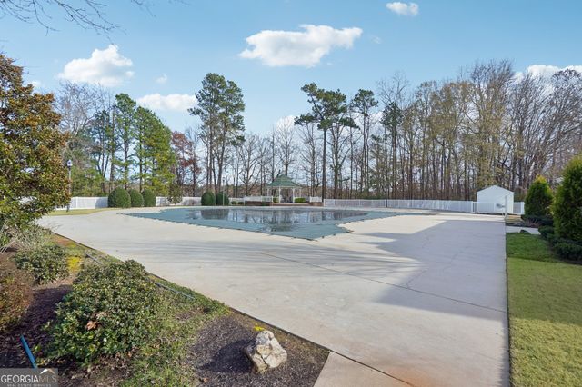 160 Greenview Drive, Newnan, GA 30265