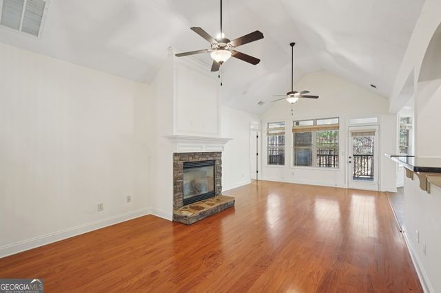 160 Greenview Drive, Newnan, GA 30265