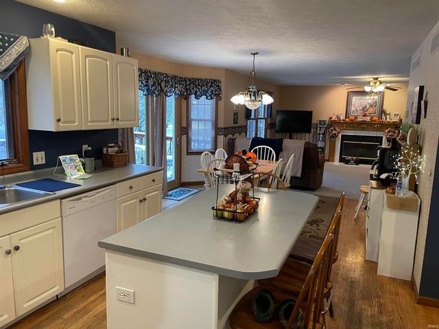 12562 Hillside Drive, Plymouth, IN 46563