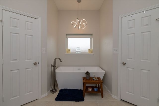 317 Illinois Street, New Fairview, TX 76078