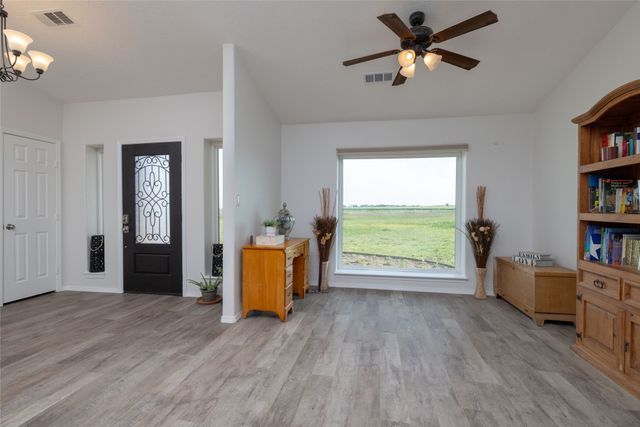 317 Illinois Street, New Fairview, TX 76078