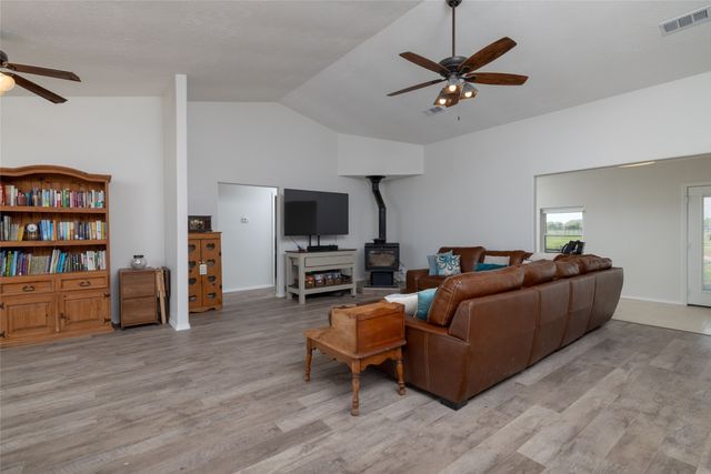317 Illinois Street, New Fairview, TX 76078