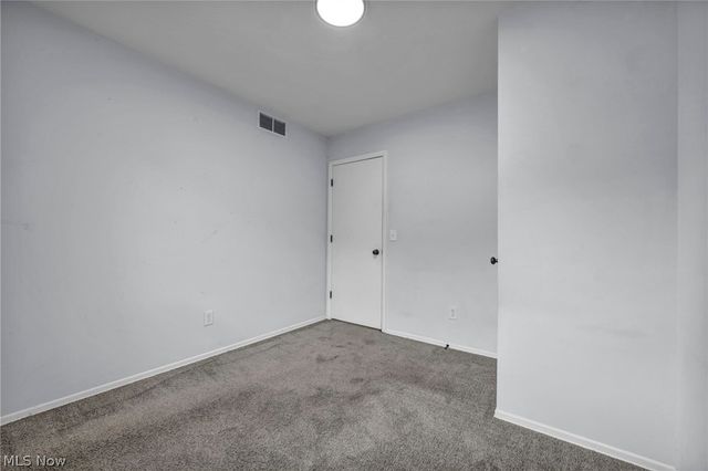 692 Zeletta Drive, Akron, OH 44319