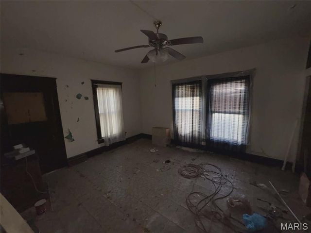 103 W Kell Street, Worden, IL 62097