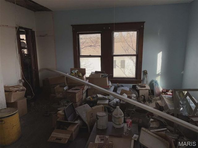 103 W Kell Street, Worden, IL 62097