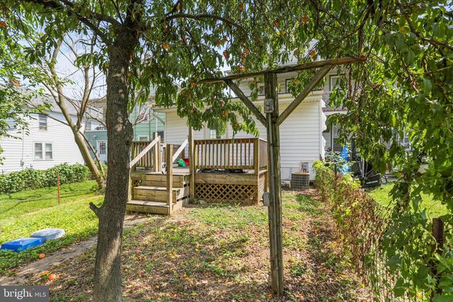 32 RIDGE AVE, Hanover, PA 17331
