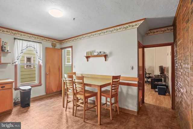 32 RIDGE AVE, Hanover, PA 17331