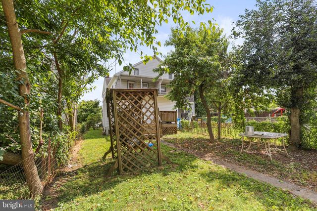 32 RIDGE AVE, Hanover, PA 17331