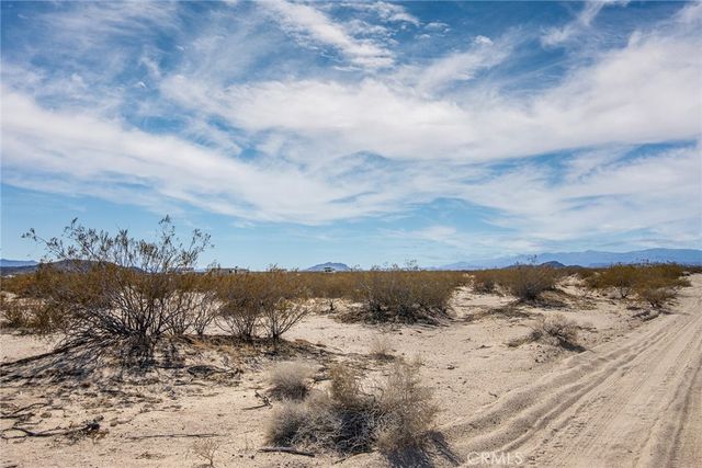 1400 Learco Way, Joshua Tree, CA 92252