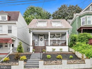 617 SCHUYLKILL AVE, Pottsville, PA 17901