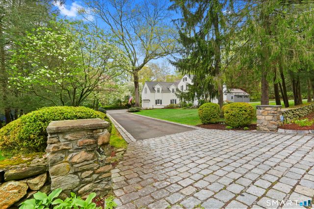 49 Weed Avenue, Norwalk, CT 06850
