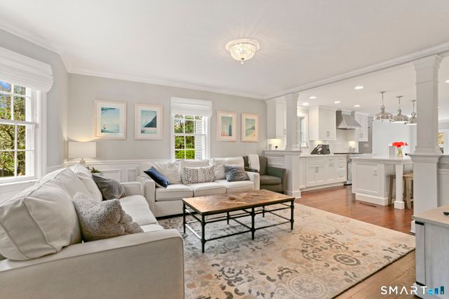 49 Weed Avenue, Norwalk, CT 06850