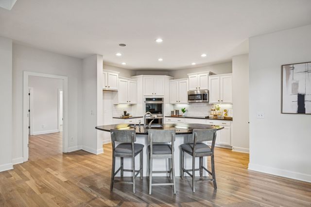 1113B Biltmore Dr, Nashville, TN 37204