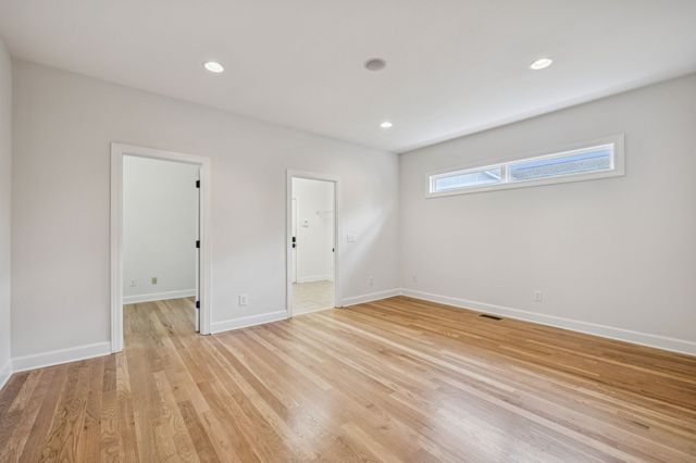 1113B Biltmore Dr, Nashville, TN 37204