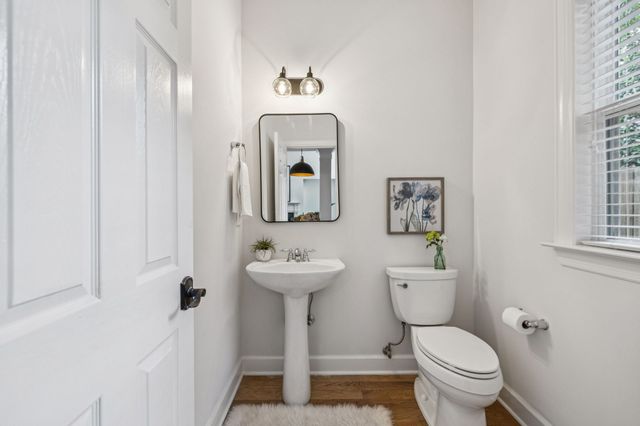 1113B Biltmore Dr, Nashville, TN 37204