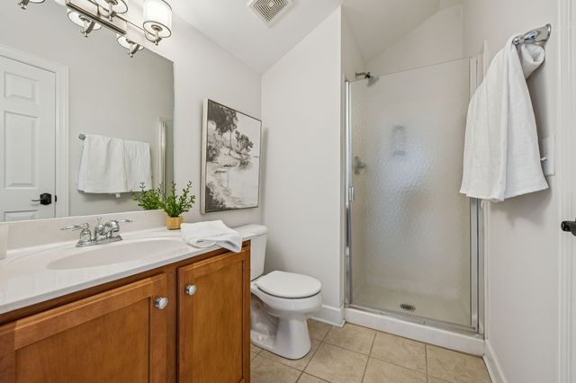 1113B Biltmore Dr, Nashville, TN 37204