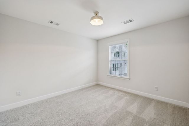 1113B Biltmore Dr, Nashville, TN 37204