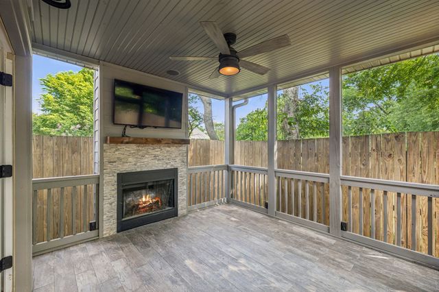 1113B Biltmore Dr, Nashville, TN 37204