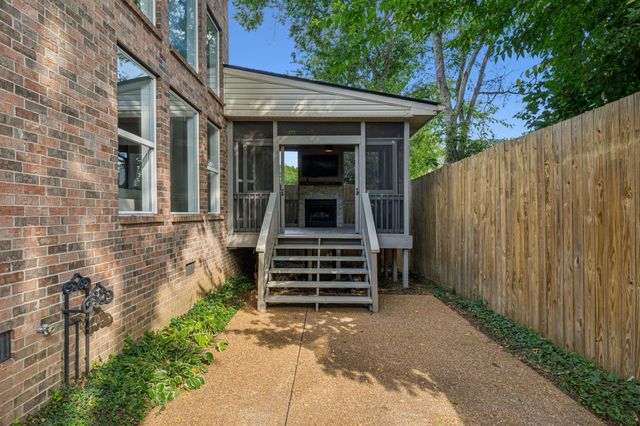 1113B Biltmore Dr, Nashville, TN 37204