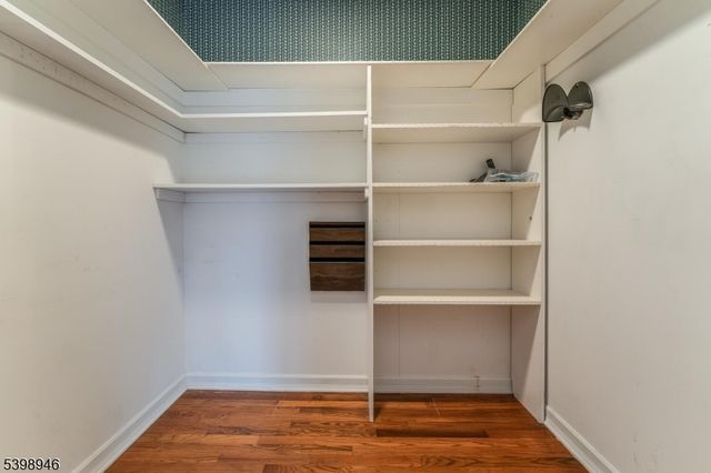 4 Plaza Pl, Lopatcong Twp., NJ 08865