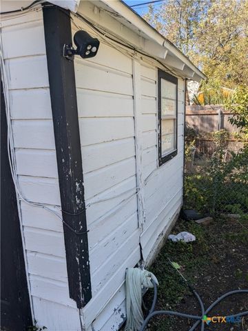 309 W Avenue P, Temple, TX 76504