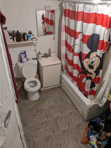 309 W Avenue P, Temple, TX 76504