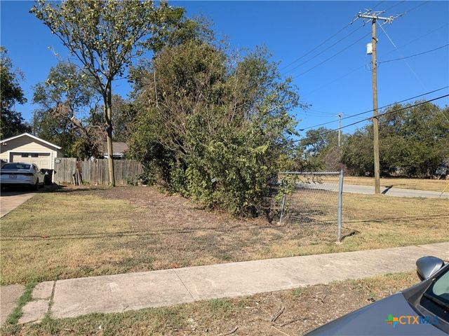 309 W Avenue P, Temple, TX 76504