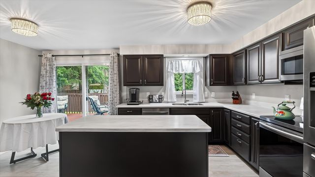 11407 N Post St, Spokane, WA 99218