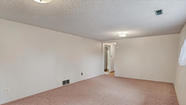 11407 N Post St, Spokane, WA 99218