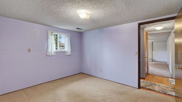 11407 N Post St, Spokane, WA 99218