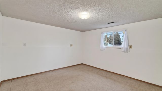 11407 N Post St, Spokane, WA 99218