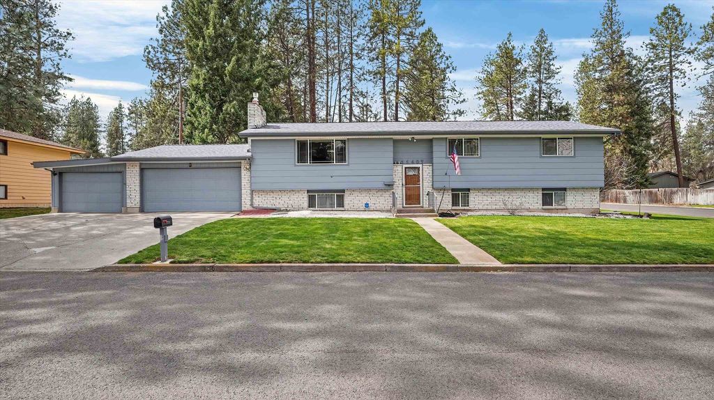 11407 N Post St, Spokane, WA 99218