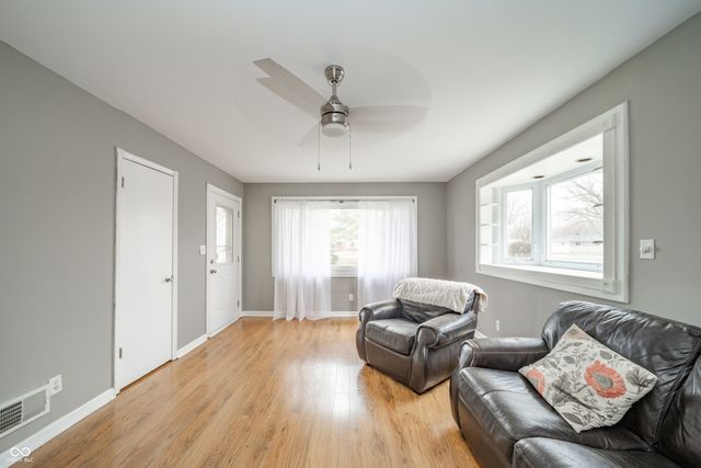 3124 S Richardt Avenue, Indianapolis, IN 46239