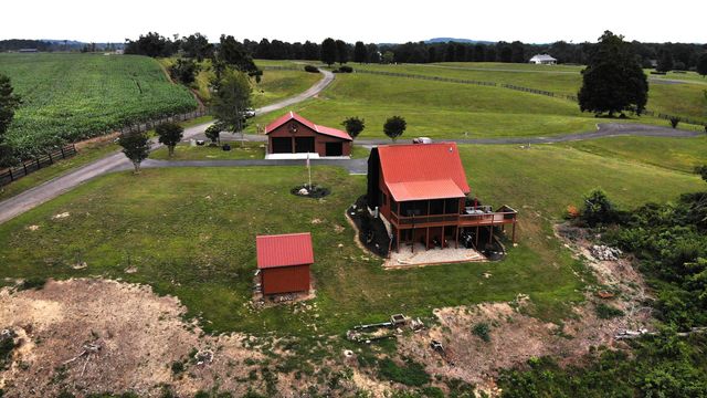 22 Elly Avenue, Russell Springs, KY 42642