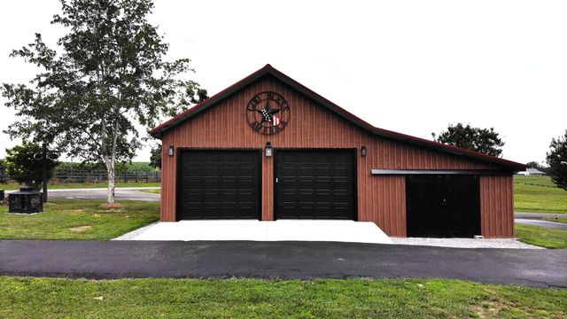 22 Elly Avenue, Russell Springs, KY 42642