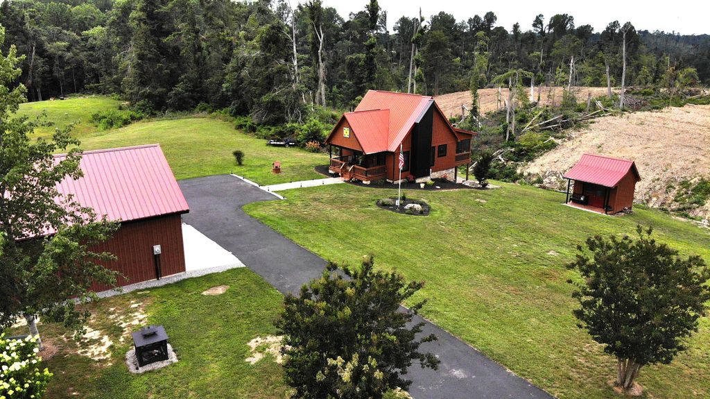 22 Elly Avenue, Russell Springs, KY 42642