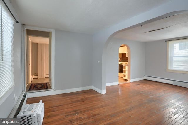 638 W MARKET ST, Williamstown, PA 17098