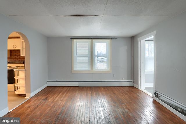 638 W MARKET ST, Williamstown, PA 17098