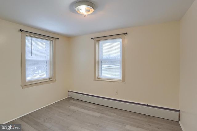 638 W MARKET ST, Williamstown, PA 17098