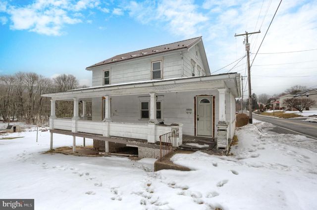 638 W MARKET ST, Williamstown, PA 17098