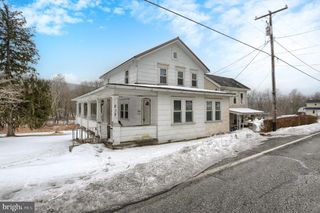 638 W MARKET ST, Williamstown, PA 17098