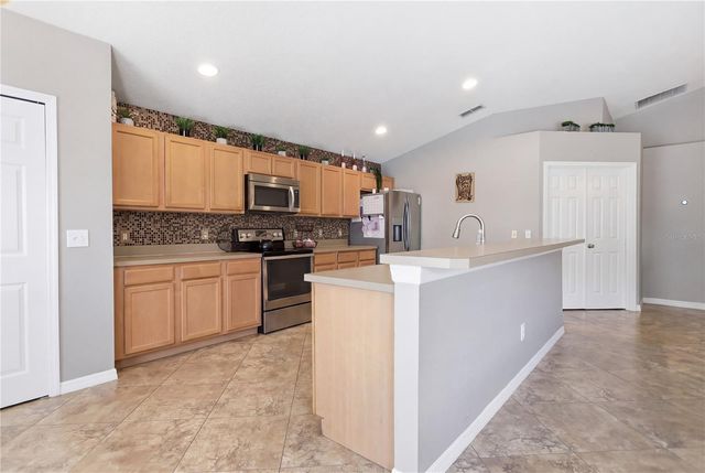 661 GILMORE STAGE ROAD, Orange City, FL 32763