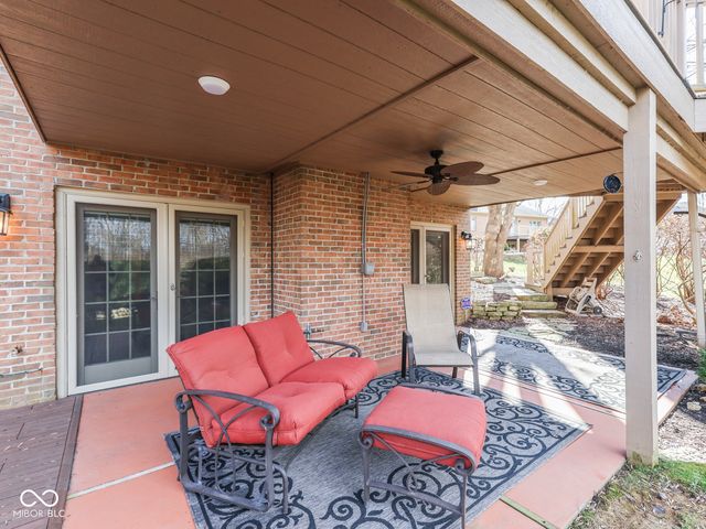 1752 Pathway Drive N, Greenwood, IN 46143