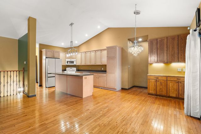 2290 Clearwater Street, Portage, IN 46368